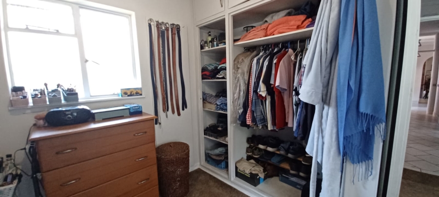 3 Bedroom Property for Sale in Denneoord Gauteng