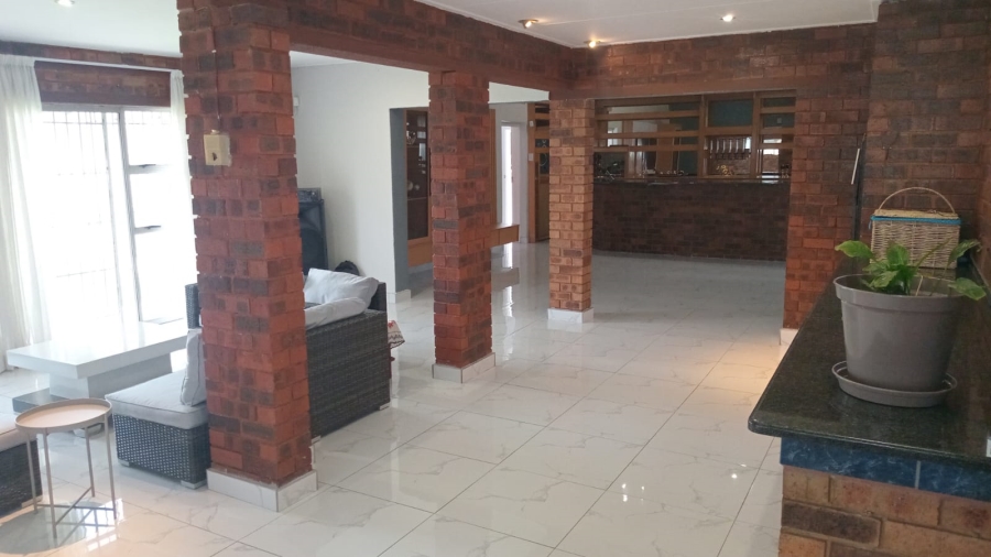 4 Bedroom Property for Sale in Mayfield Park Gauteng