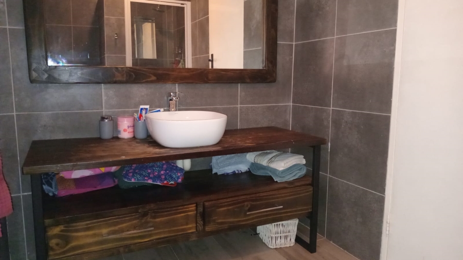 4 Bedroom Property for Sale in Mayfield Park Gauteng