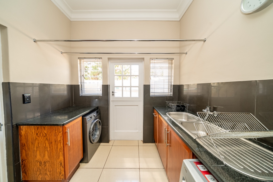 4 Bedroom Property for Sale in Waterkloof Ridge Gauteng