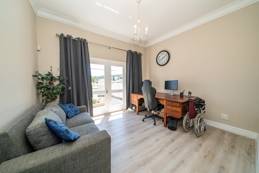 4 Bedroom Property for Sale in Waterkloof Ridge Gauteng