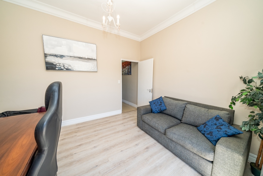 4 Bedroom Property for Sale in Waterkloof Ridge Gauteng