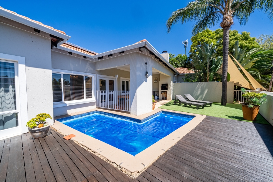 4 Bedroom Property for Sale in Waterkloof Ridge Gauteng