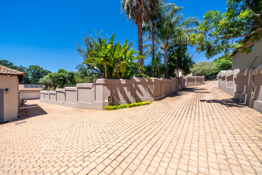 4 Bedroom Property for Sale in Waterkloof Ridge Gauteng