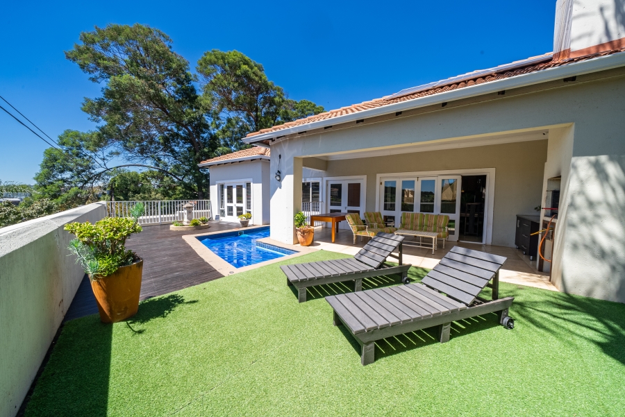 4 Bedroom Property for Sale in Waterkloof Ridge Gauteng