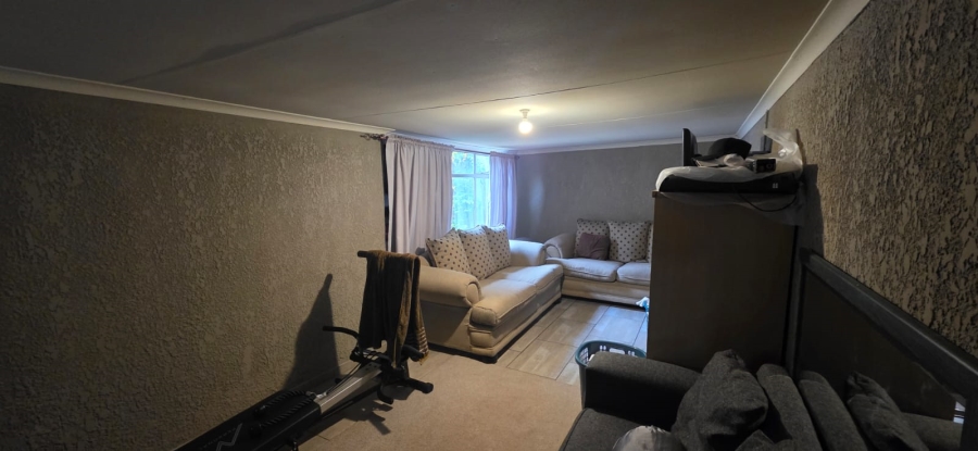 4 Bedroom Property for Sale in Vanderbijlpark CW 4 Gauteng