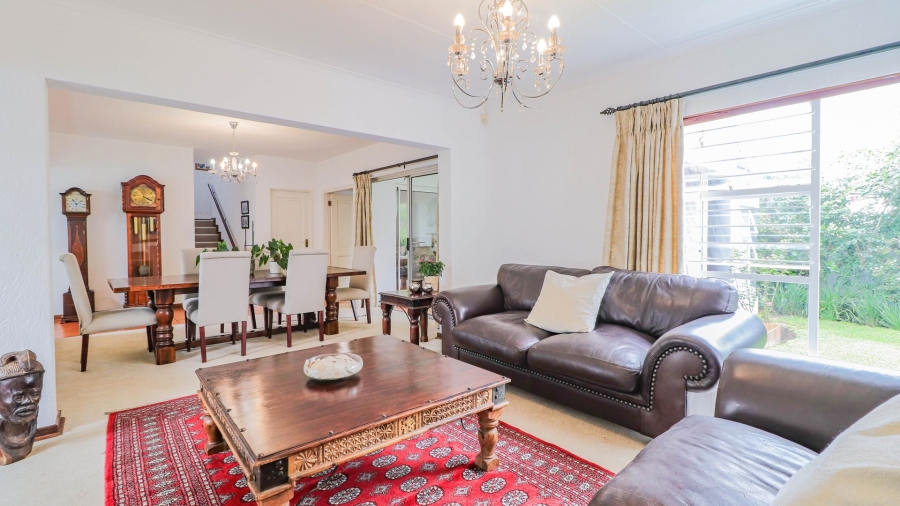 4 Bedroom Property for Sale in Magaliessig Gauteng