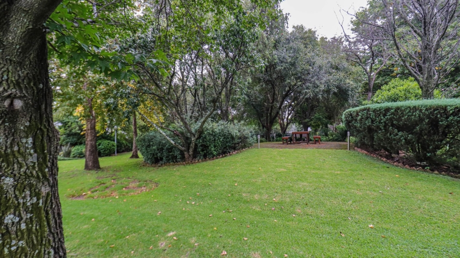 4 Bedroom Property for Sale in Magaliessig Gauteng