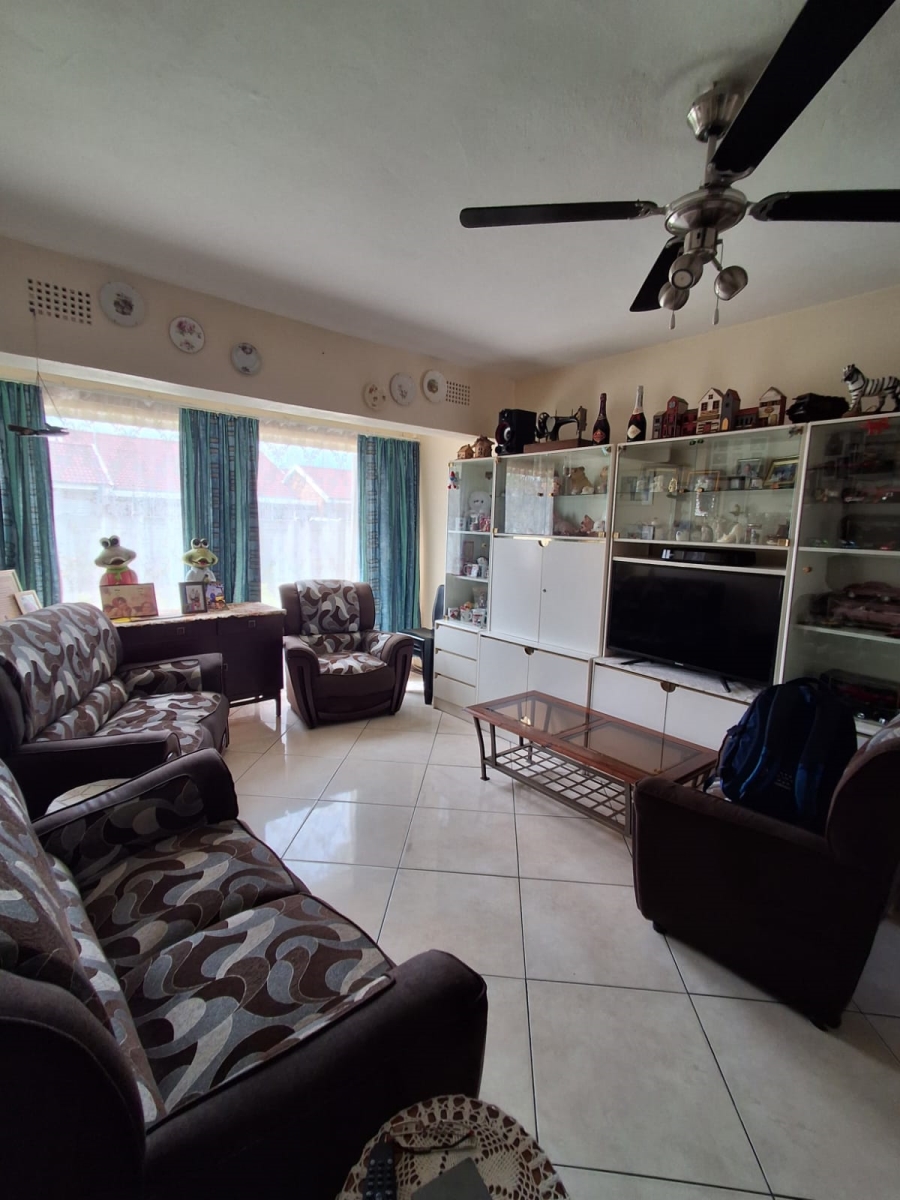 2 Bedroom Property for Sale in Three Rivers Gauteng