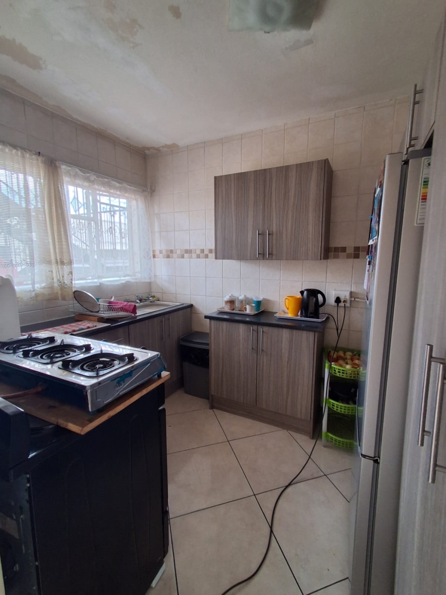 2 Bedroom Property for Sale in Three Rivers Gauteng