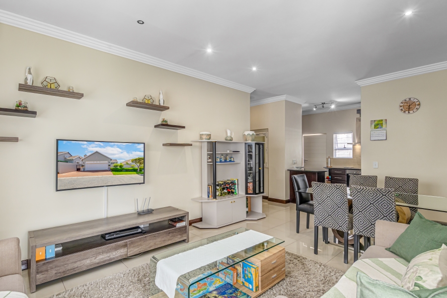 3 Bedroom Property for Sale in Broadacres Gauteng