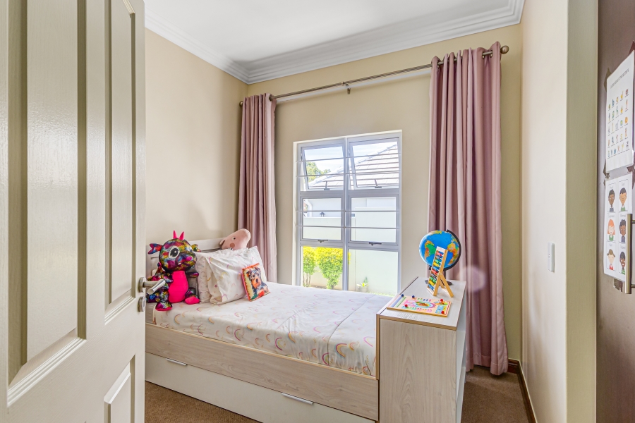 3 Bedroom Property for Sale in Broadacres Gauteng