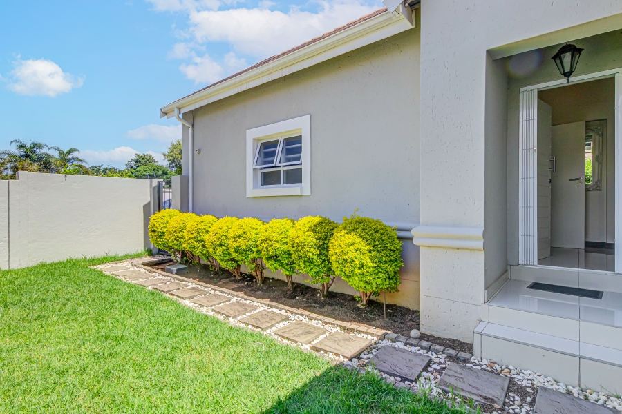 3 Bedroom Property for Sale in Broadacres Gauteng