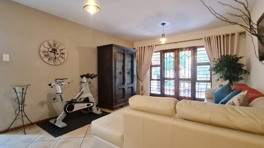 2 Bedroom Property for Sale in Sunninghill Gauteng