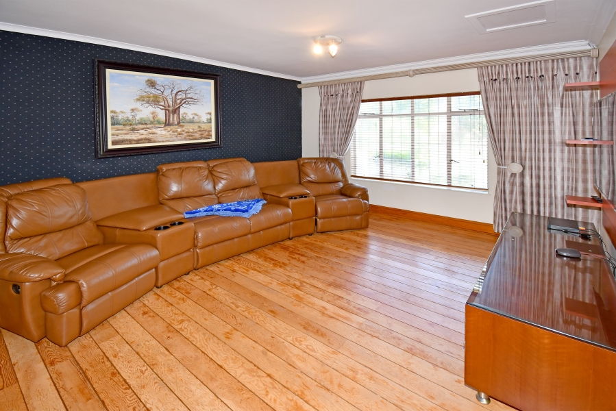 3 Bedroom Property for Sale in Randjesfontein A H Gauteng