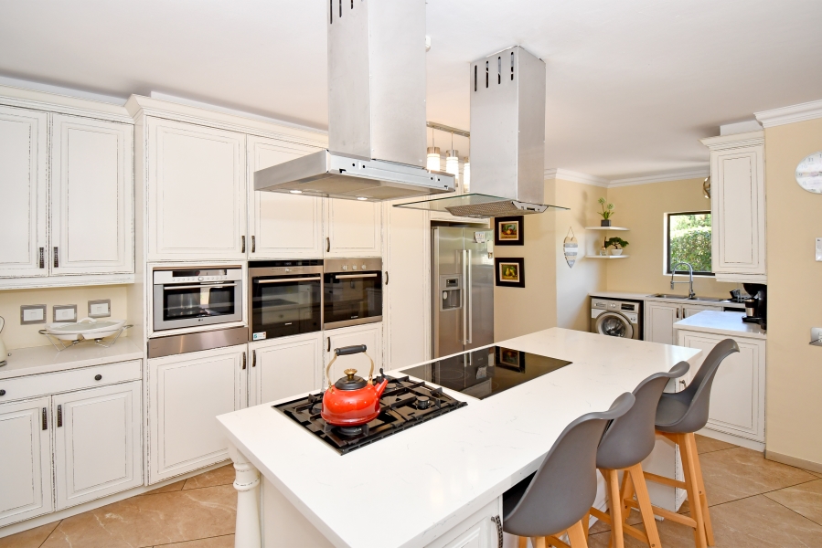 3 Bedroom Property for Sale in Randjesfontein A H Gauteng