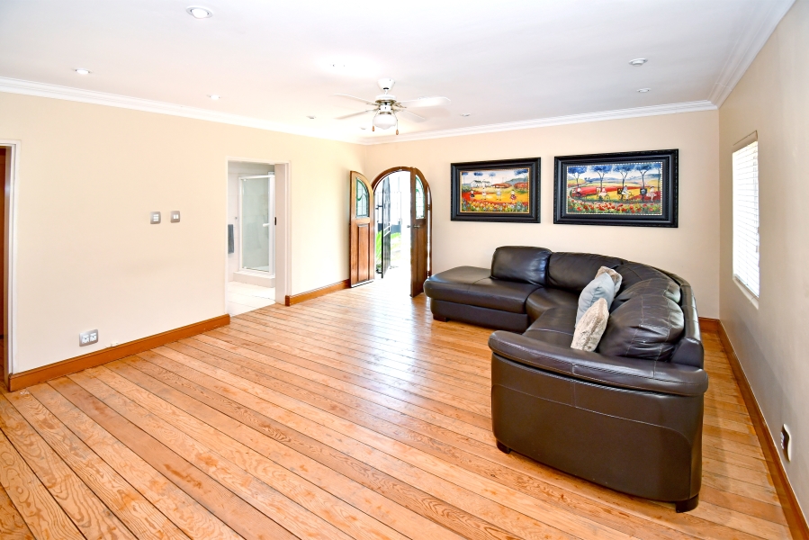 3 Bedroom Property for Sale in Randjesfontein A H Gauteng