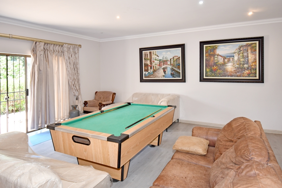 3 Bedroom Property for Sale in Randjesfontein A H Gauteng