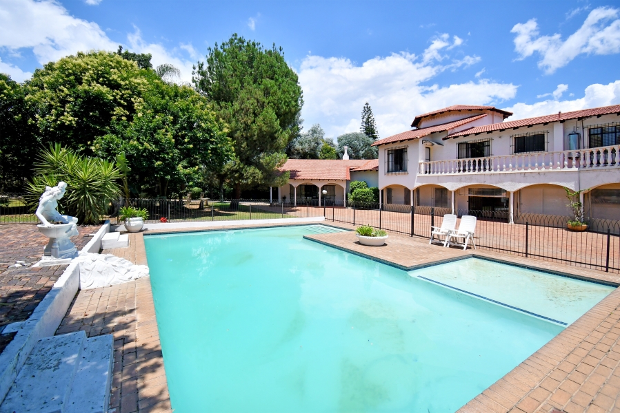 3 Bedroom Property for Sale in Randjesfontein A H Gauteng
