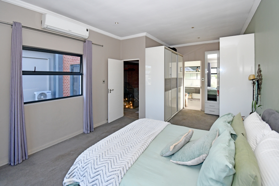 4 Bedroom Property for Sale in Copperleaf Estate Gauteng