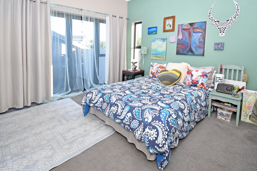 4 Bedroom Property for Sale in Copperleaf Estate Gauteng