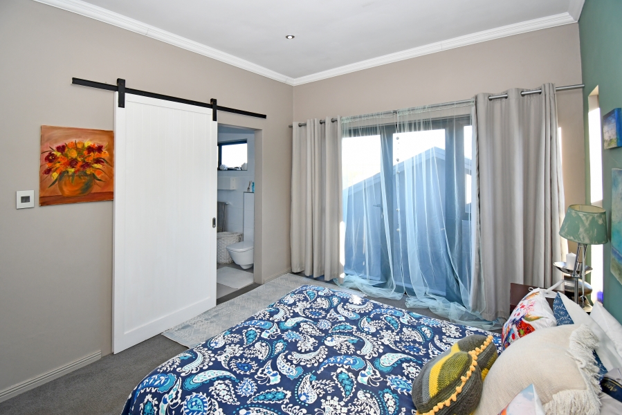 4 Bedroom Property for Sale in Copperleaf Estate Gauteng