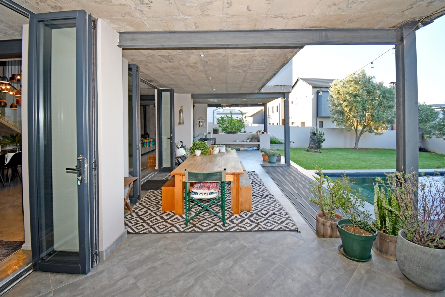 4 Bedroom Property for Sale in Copperleaf Estate Gauteng