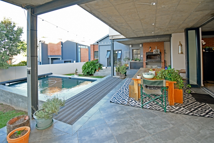 4 Bedroom Property for Sale in Copperleaf Estate Gauteng