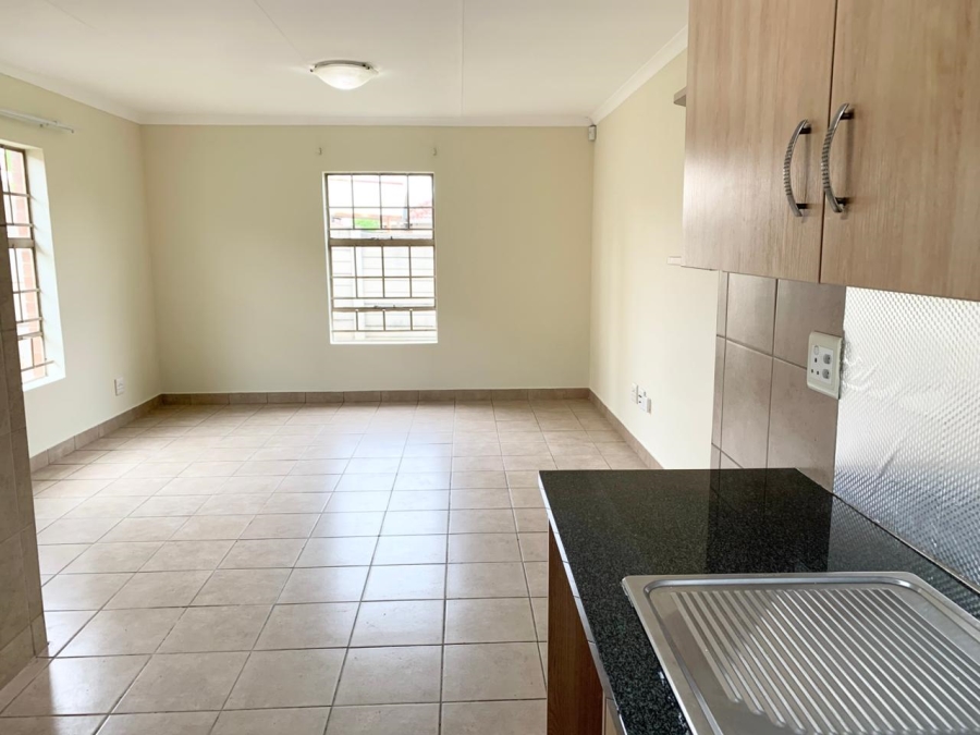 3 Bedroom Property for Sale in Olievenhoutbosch Gauteng