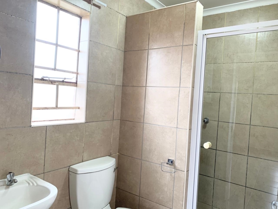3 Bedroom Property for Sale in Olievenhoutbosch Gauteng
