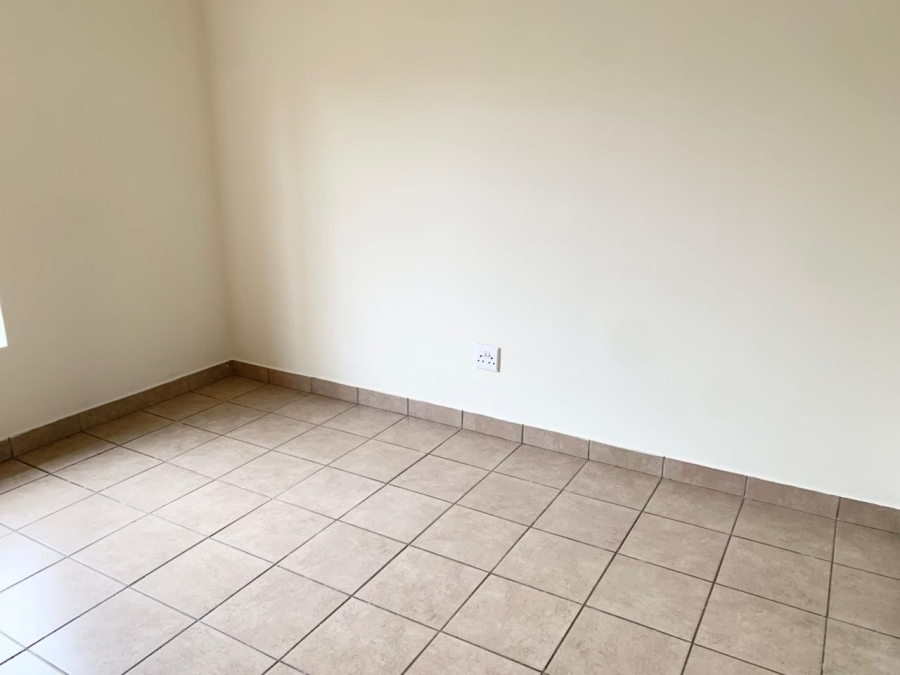 3 Bedroom Property for Sale in Olievenhoutbosch Gauteng
