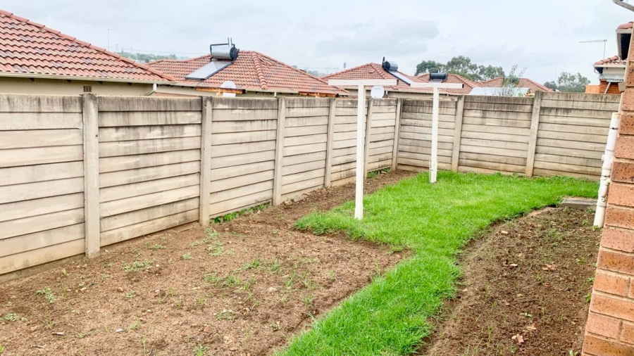 3 Bedroom Property for Sale in Olievenhoutbosch Gauteng