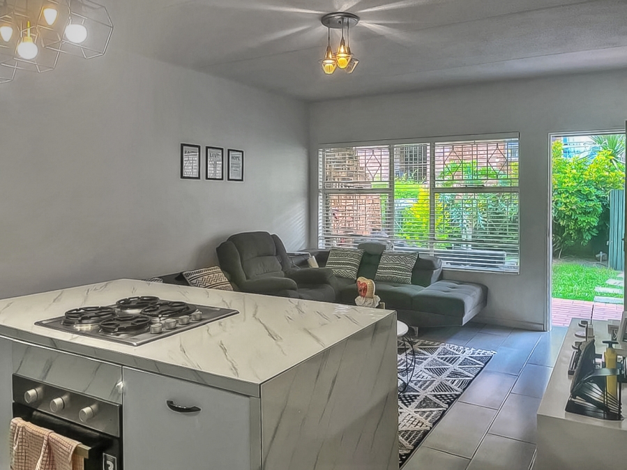 2 Bedroom Property for Sale in Vorna Valley Gauteng