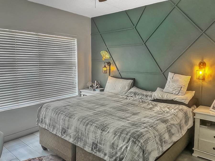 2 Bedroom Property for Sale in Vorna Valley Gauteng