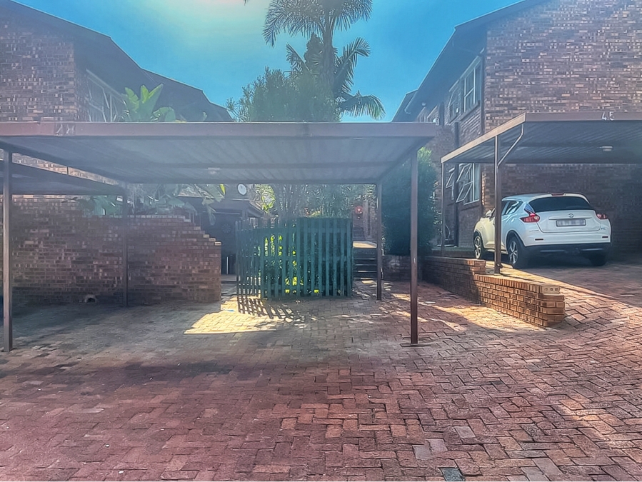 2 Bedroom Property for Sale in Vorna Valley Gauteng
