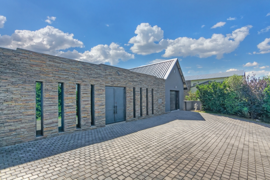 4 Bedroom Property for Sale in Waterfall Country Estate Gauteng