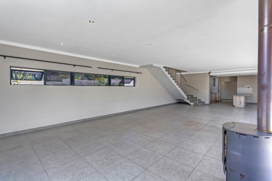 4 Bedroom Property for Sale in Waterfall Country Estate Gauteng