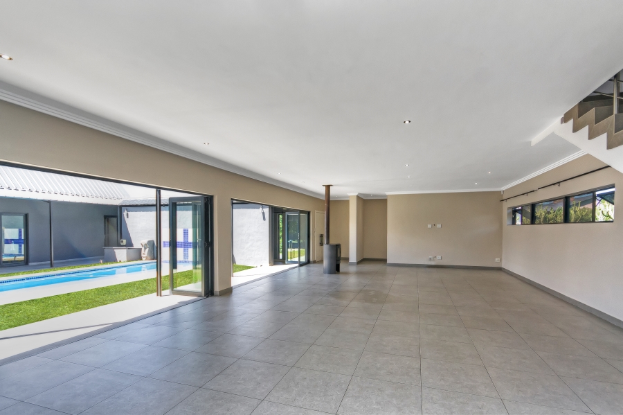 4 Bedroom Property for Sale in Waterfall Country Estate Gauteng