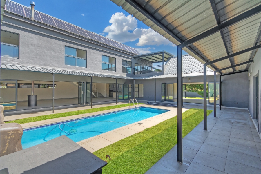 4 Bedroom Property for Sale in Waterfall Country Estate Gauteng