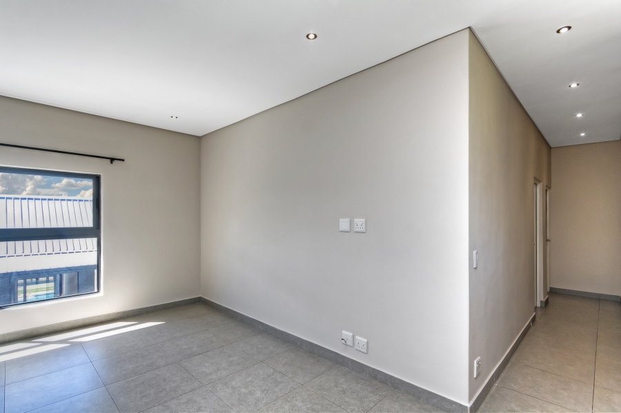 4 Bedroom Property for Sale in Waterfall Country Estate Gauteng