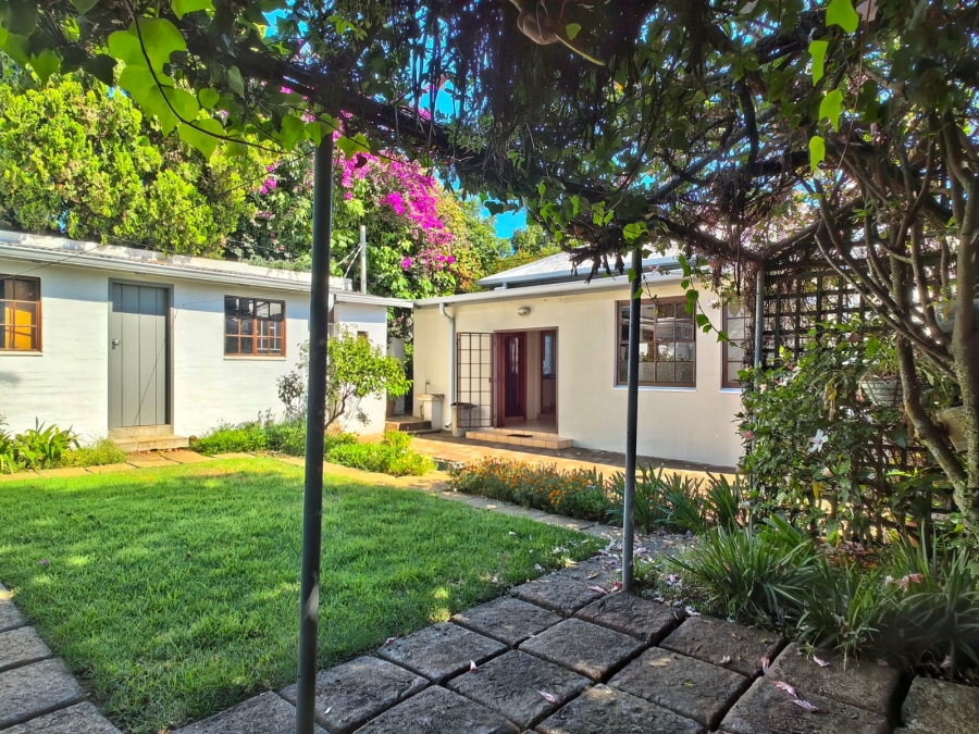 To Let 3 Bedroom Property for Rent in Melville Gauteng