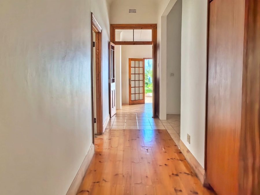 To Let 3 Bedroom Property for Rent in Melville Gauteng