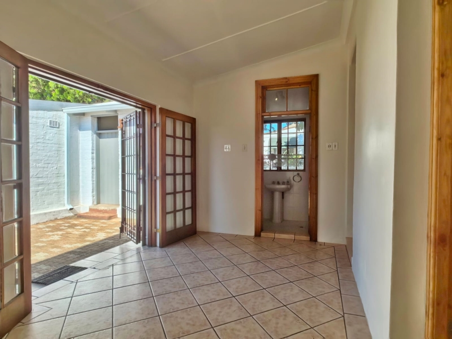 To Let 3 Bedroom Property for Rent in Melville Gauteng