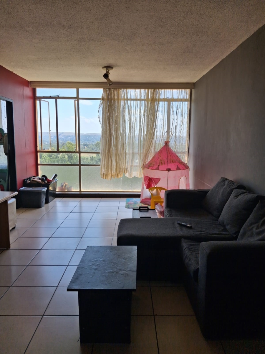 2 Bedroom Property for Sale in Silverton Gauteng
