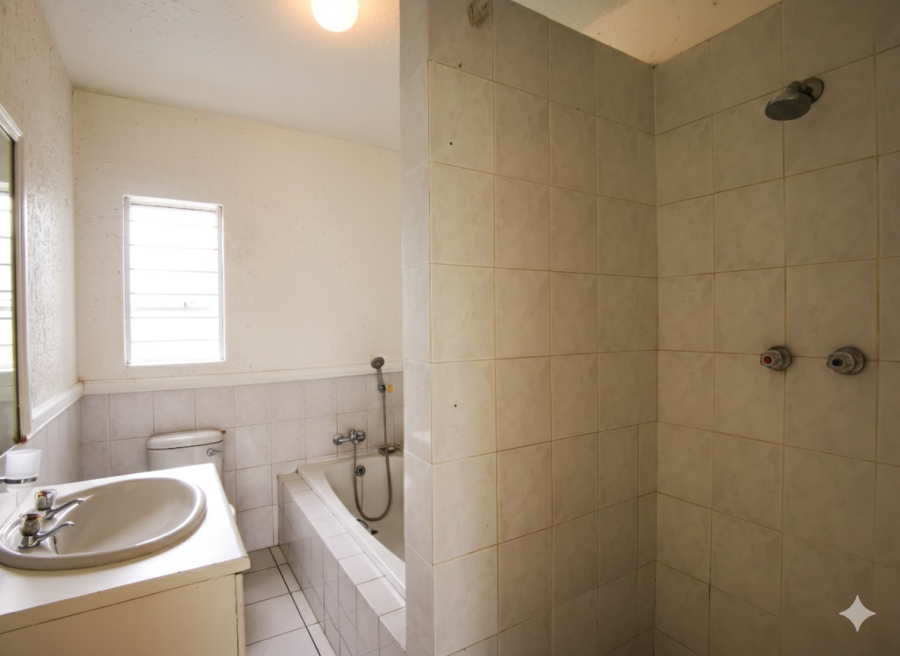 2 Bedroom Property for Sale in Malvern East Gauteng