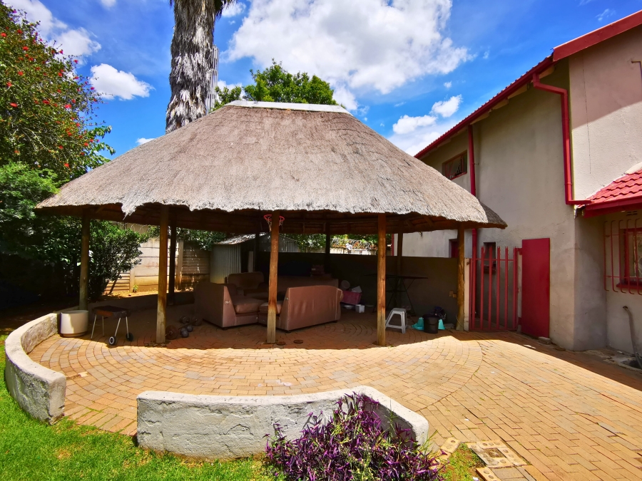 3 Bedroom Property for Sale in Terenure Gauteng