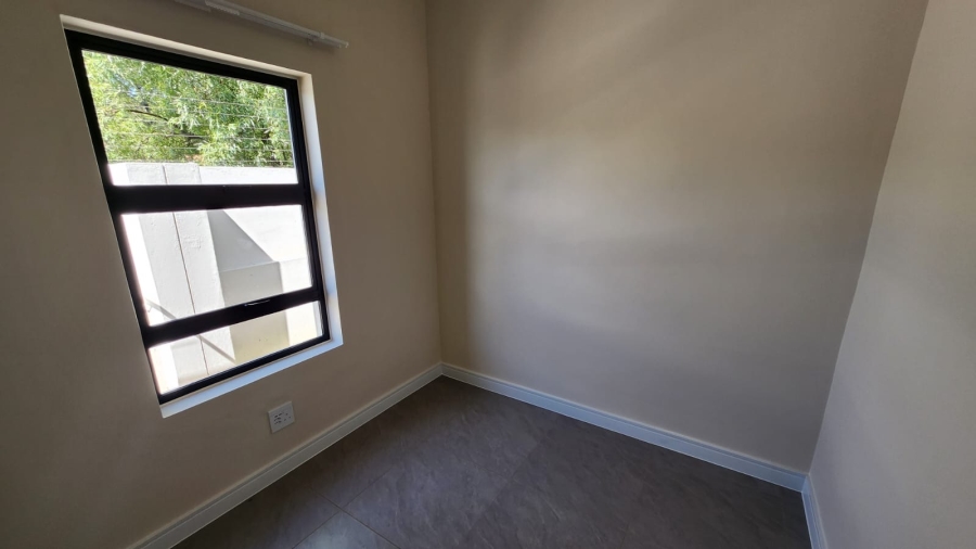 3 Bedroom Property for Sale in Rietvalleirand Gauteng