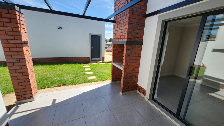 3 Bedroom Property for Sale in Rietvalleirand Gauteng