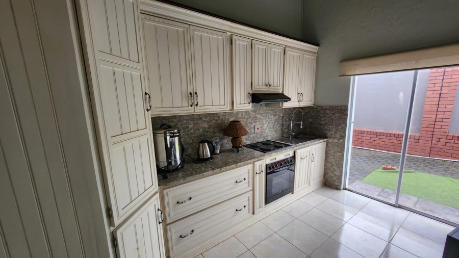 4 Bedroom Property for Sale in Rietvlei Ridge Country Estate Gauteng