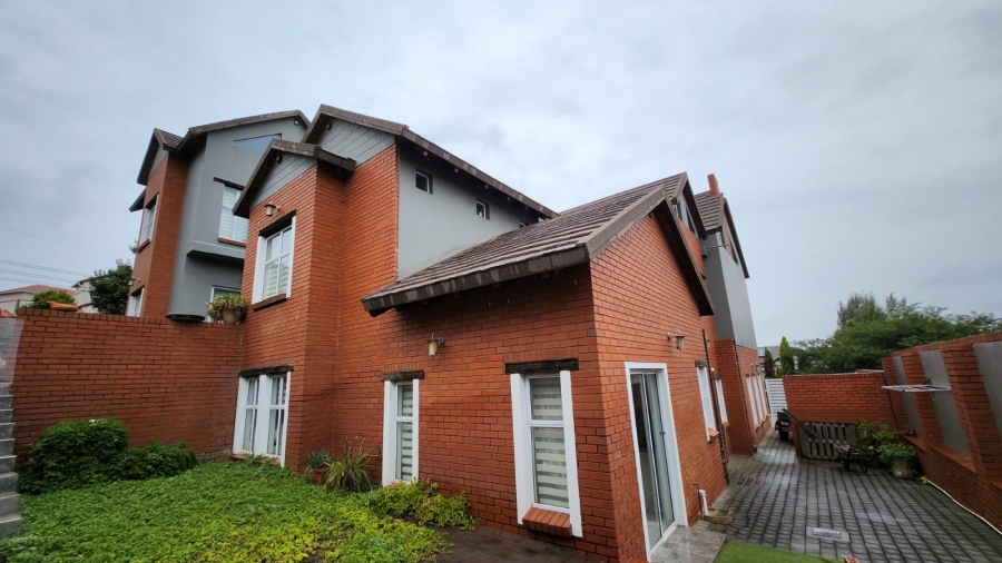 4 Bedroom Property for Sale in Rietvlei Ridge Country Estate Gauteng